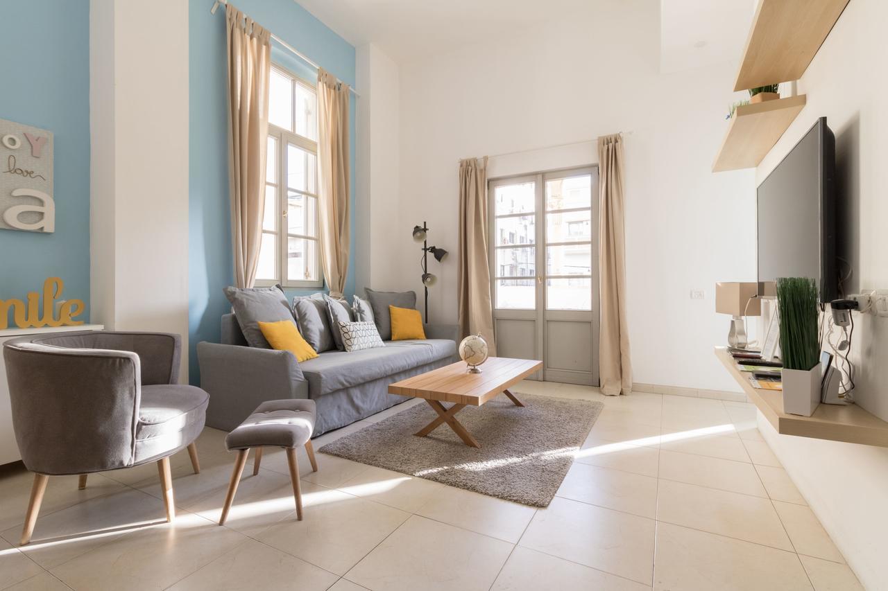 תל אביב Sweethome26 Luxury Apt Sea View 50 Meters From The Beach Free Parking מראה חיצוני תמונה