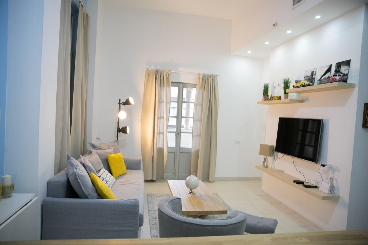 תל אביב Sweethome26 Luxury Apt Sea View 50 Meters From The Beach Free Parking מראה חיצוני תמונה