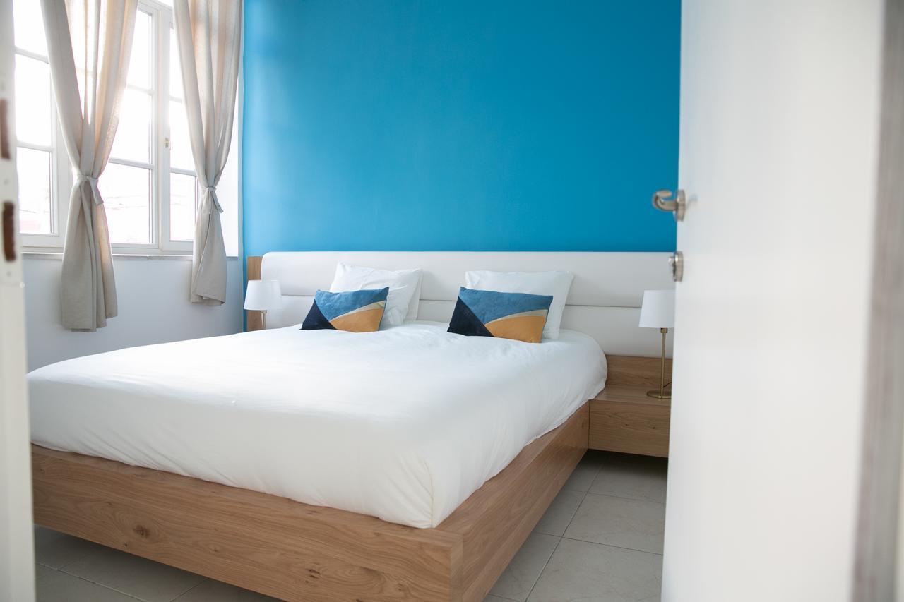 תל אביב Sweethome26 Luxury Apt Sea View 50 Meters From The Beach Free Parking מראה חיצוני תמונה